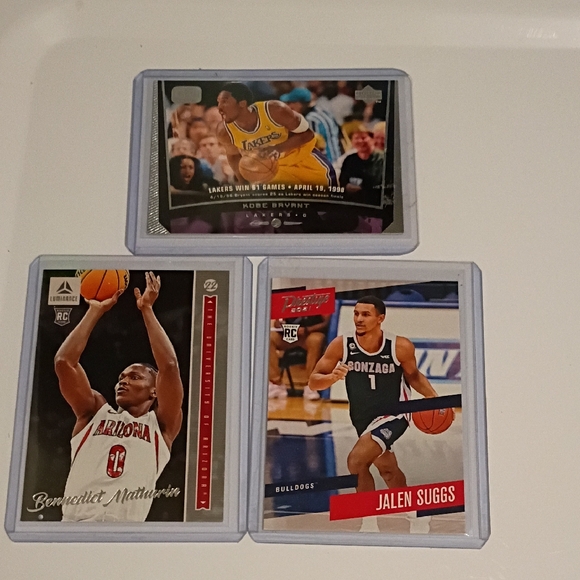 Basketball Trading Card Collection - Picture 1 of 1